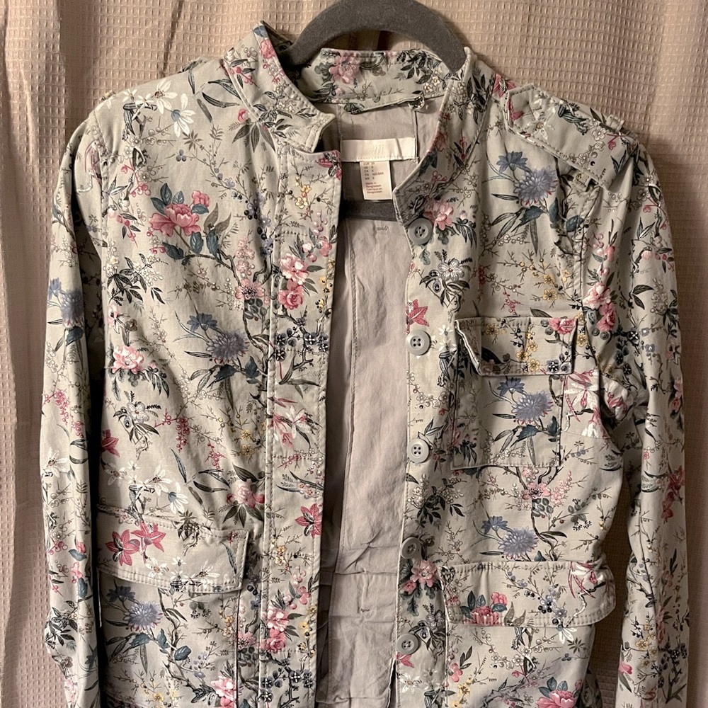 Sage green casual blazer Size: 6 LIKE NEW